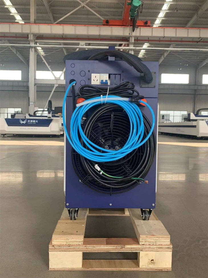 Low Cost Handheld Laser Welding Machine 1500w 2000w 3000w For Metal